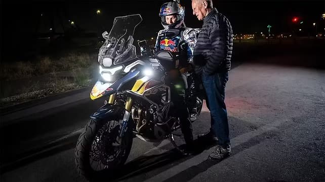 Triumph Tiger 1200 Deve Ganhar Radar Frontal e Piloto Automático Adaptativo para 2027