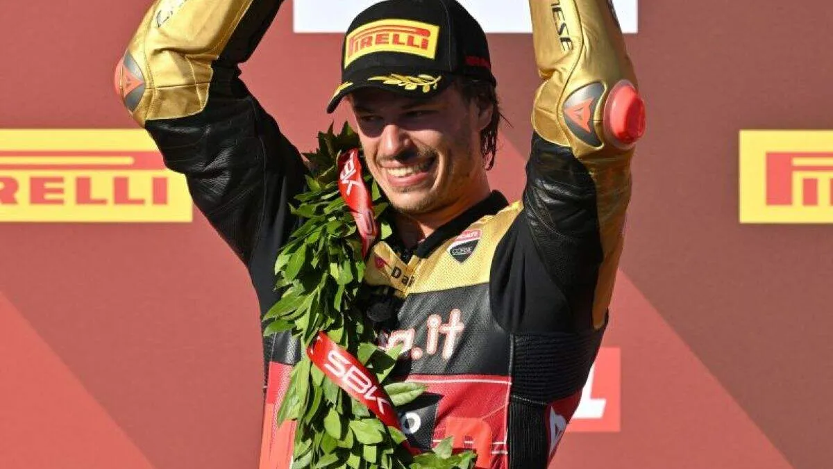 Nicolò Bulega garante título mundial de Superbike e coroa a hegemonia da Ducati